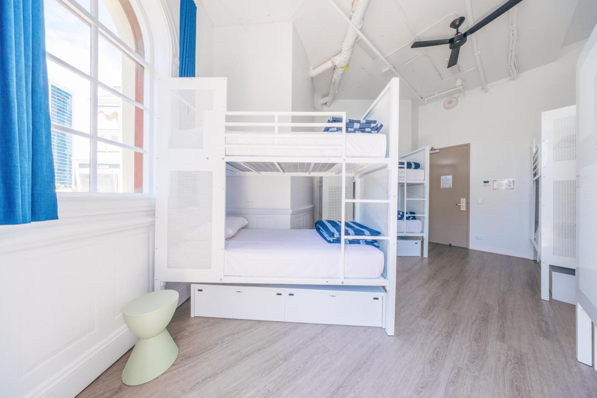 A Pousada Maze Backpackers - Gold Coast Exterior foto